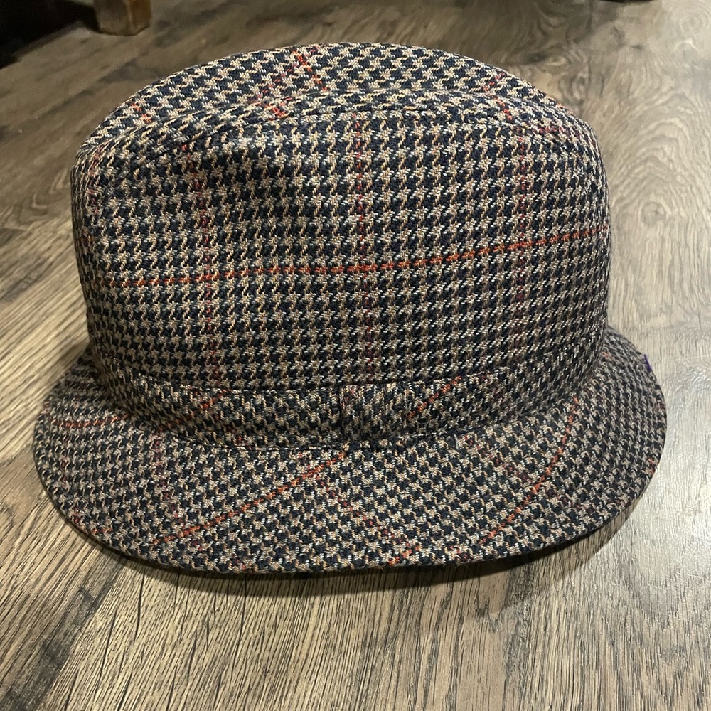 Merlino Wool Check Bucket Hat, Italy, Ladies L